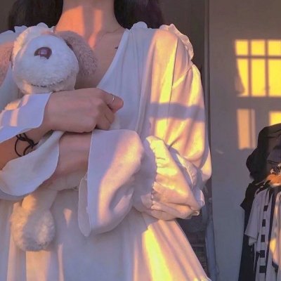 女恶魔人封面